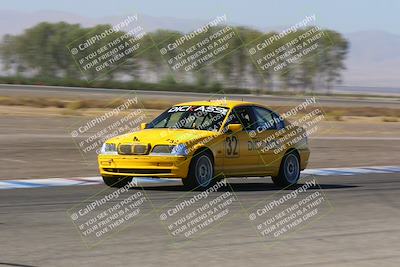 media/Oct-01-2022-24 Hours of Lemons (Sat) [[0fb1f7cfb1]]/10am (Front Straight)/